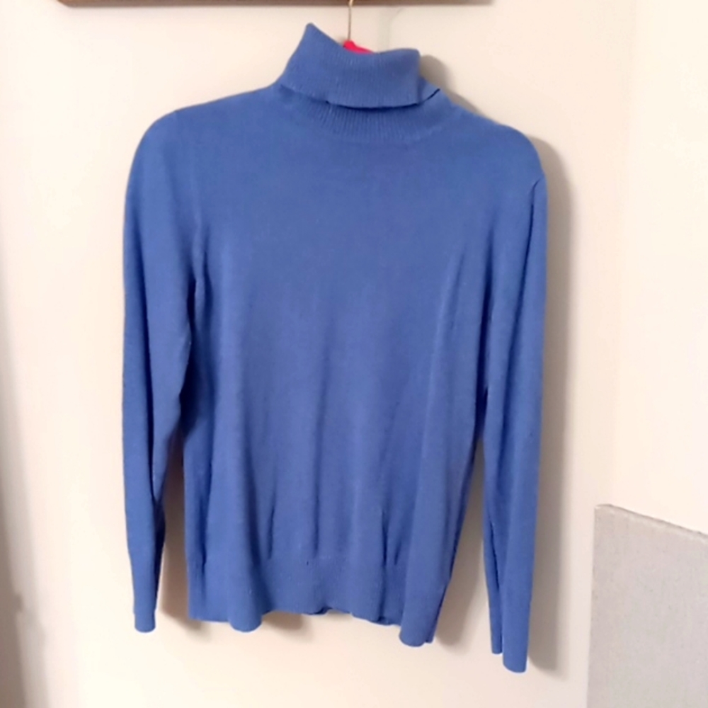 LL bean turtleneck